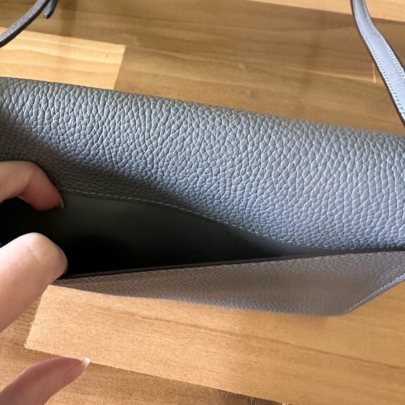 NWOT Coach Pebble Crossbody Wallet - Picture 4 of 9